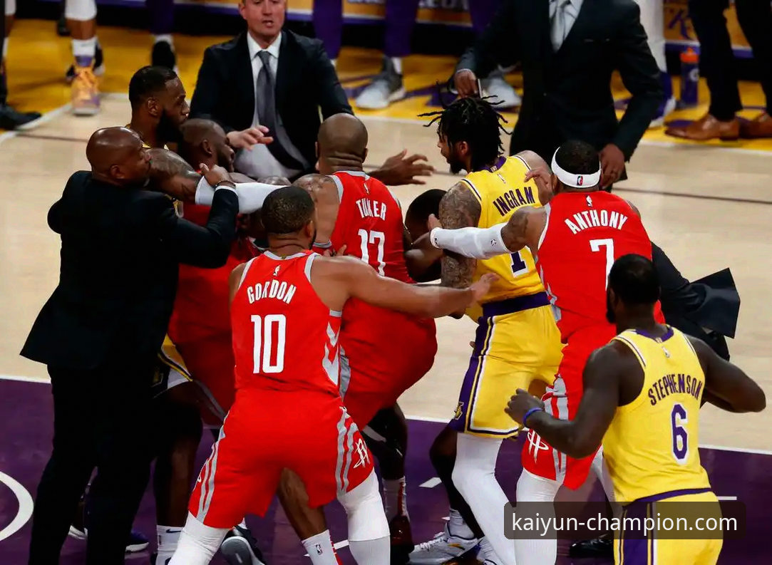 洛杉矶湖人队进攻火力深度评测：一场流畅观赛体验背后的技术支撑